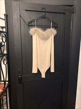 Sweet Rain Beige Faux Fur Trim Off-Shoulder Bodysuit